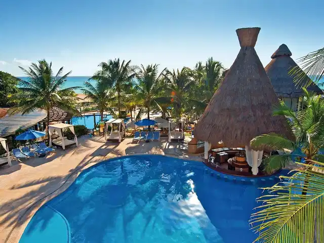 The Reef Playacar Pool