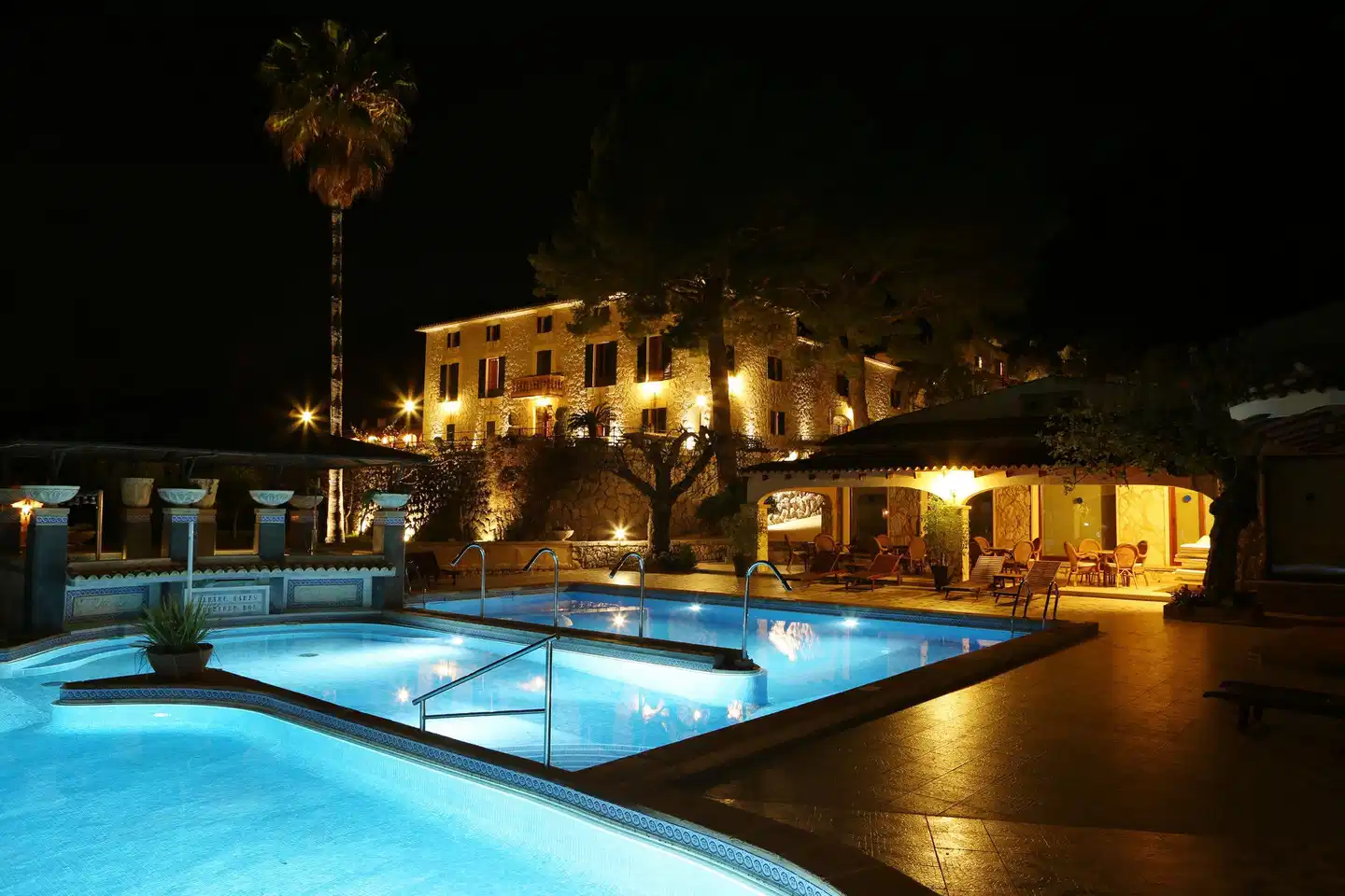 Monnaber Nou Pool