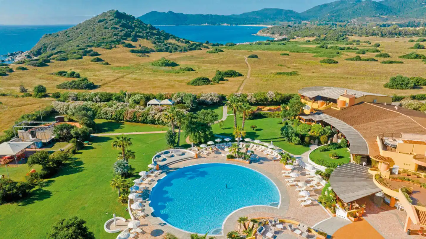 Sant'Elmo Beach Hotel Pool