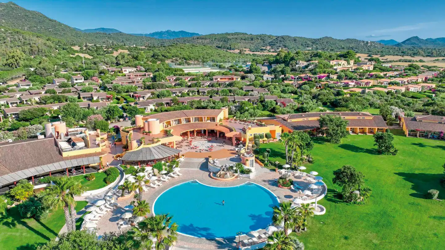 Sant'Elmo Beach Hotel Aussenansicht