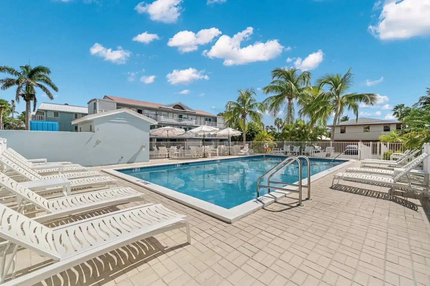 Silver Surf Gulf Beach Resort Pool