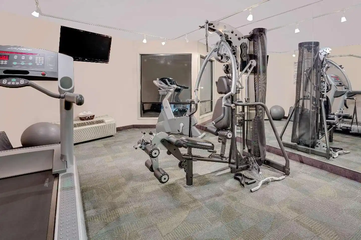 Ramada by Wyndham Kamloops Sport und Entertainment