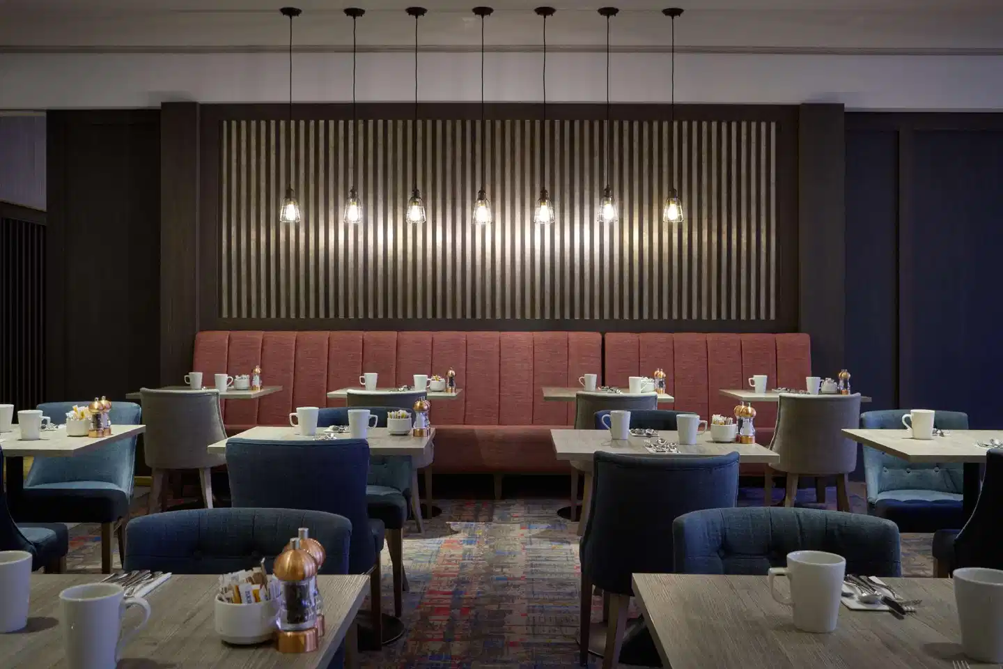 DoubleTree by Hilton Hotel Glasgow Central Bar