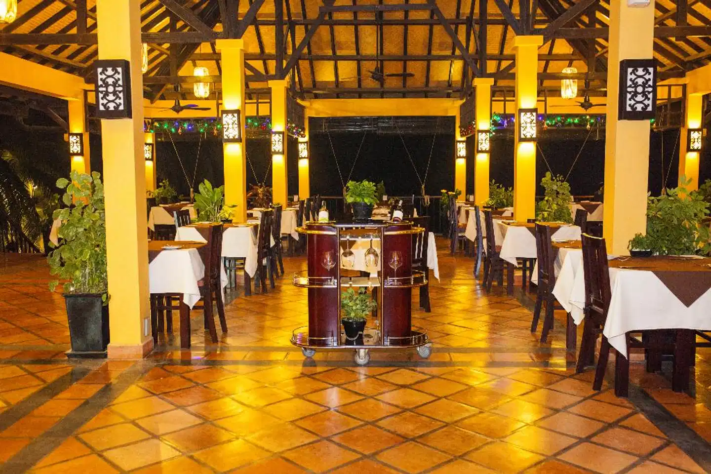 Victoria Phan Thiet Beach Resort & Spa Restaurant