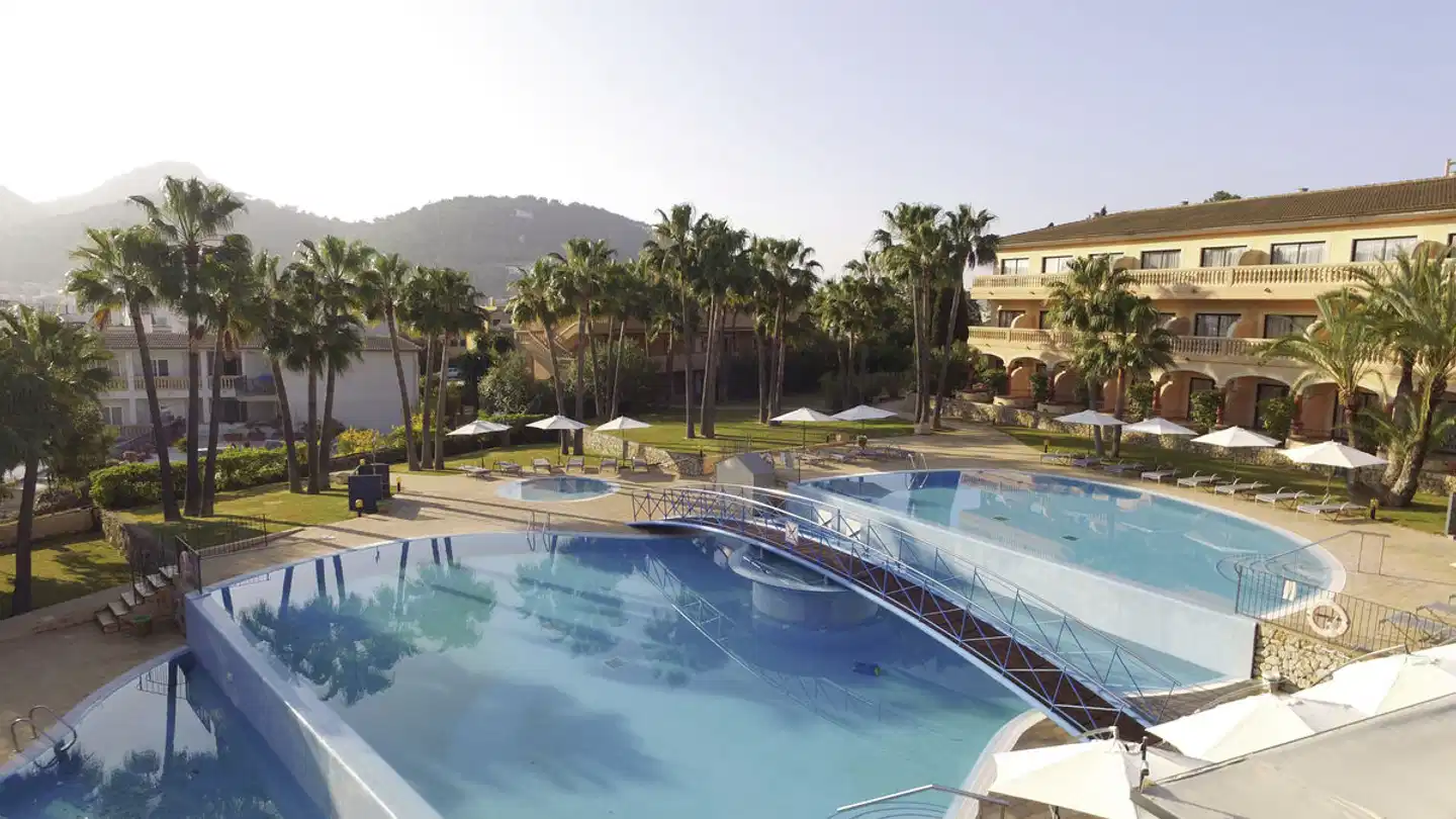 Mon Port & Spa Pool