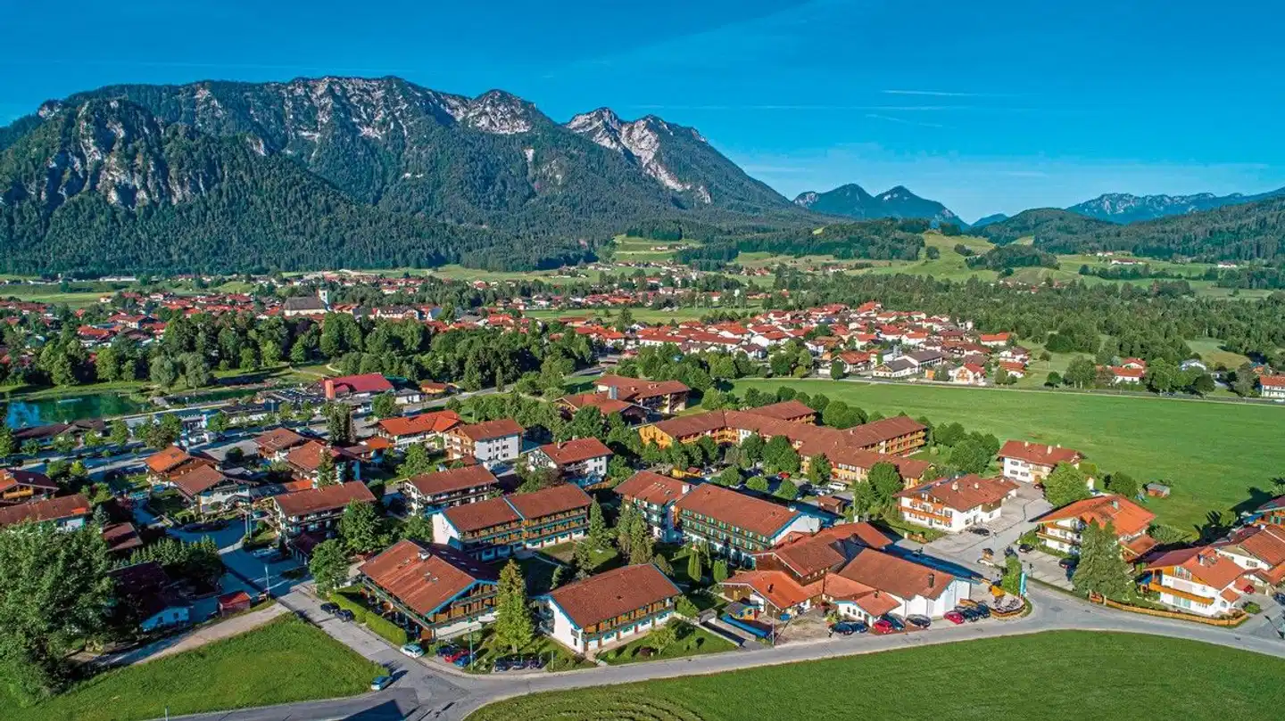 Das Bergmayr - Chiemgauer Alpenhotel Aussenansicht