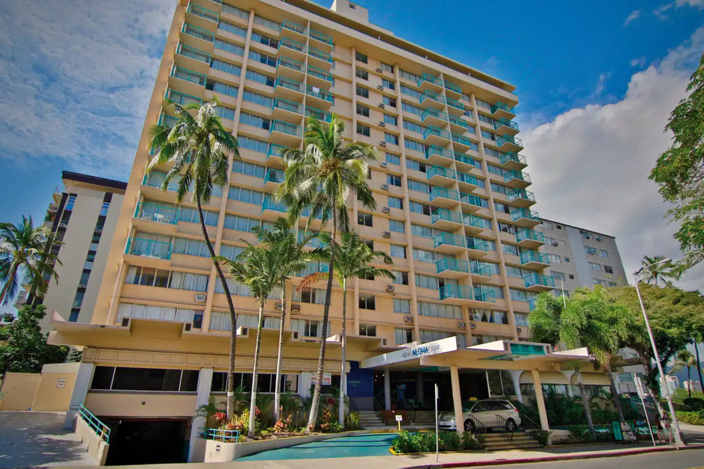 Aqua Aloha Surf Waikiki Aussenansicht
