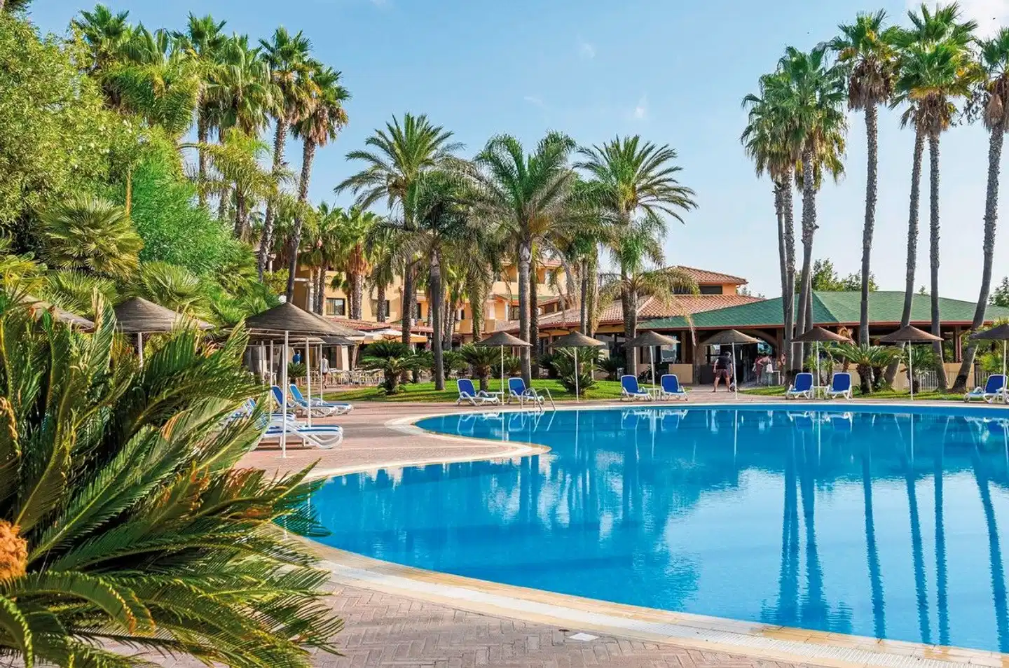 TH Le Castella Baia degli Dei Pool