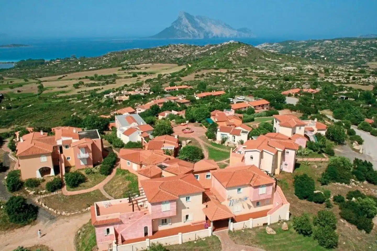 Residence Lu Nibareddu Aussenansicht