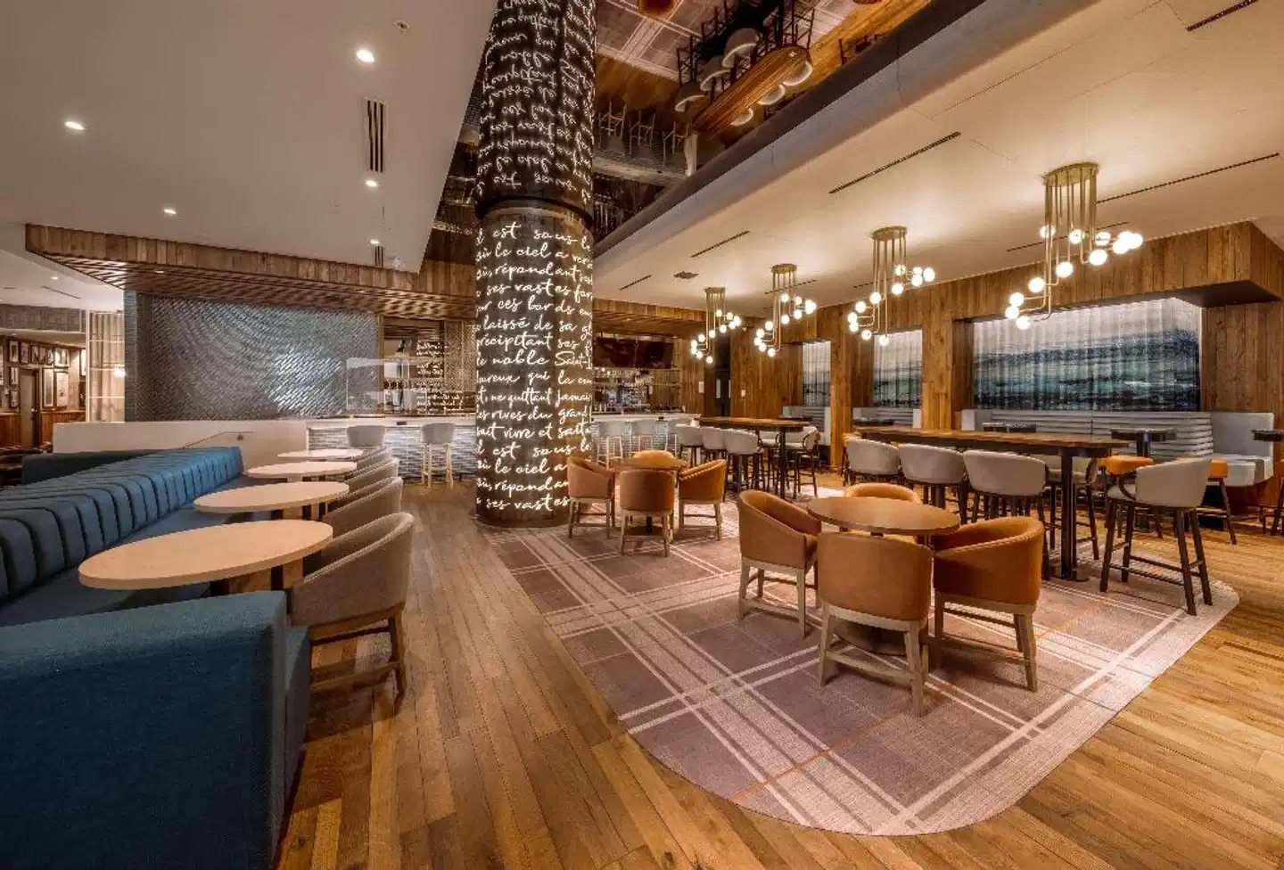 Hilton Quebec Bar
