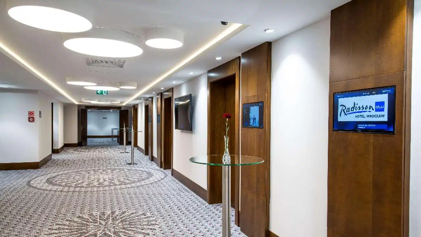 Radisson Blu Hotel, Wroclaw Lobby