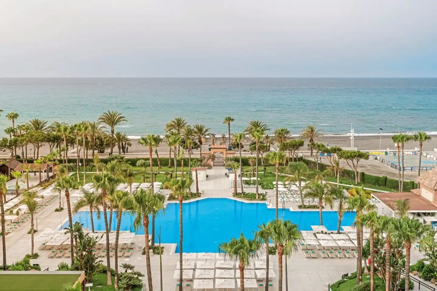 Iberostar Waves Málaga Playa Pool