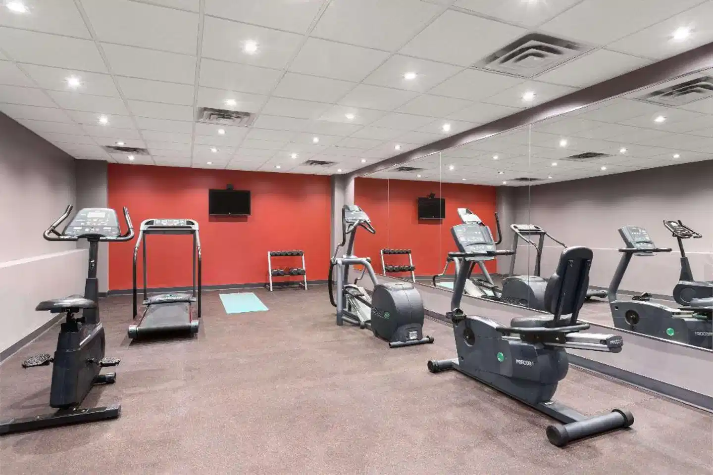 Days Inn by Wyndham Ottawa Sport und Entertainment