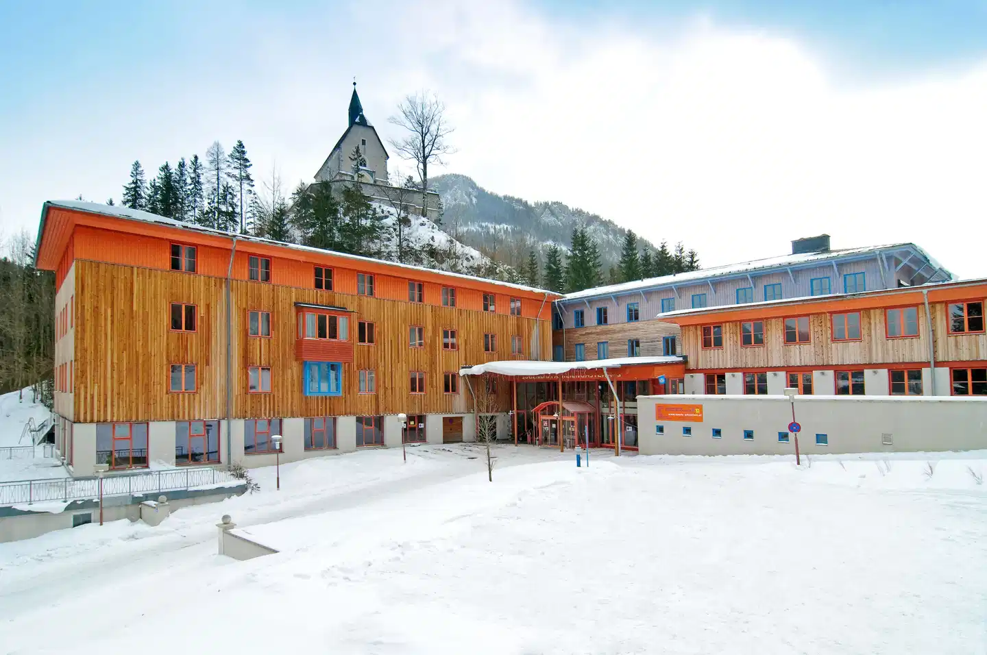 JUFA Hotel Mariazell Aussenansicht
