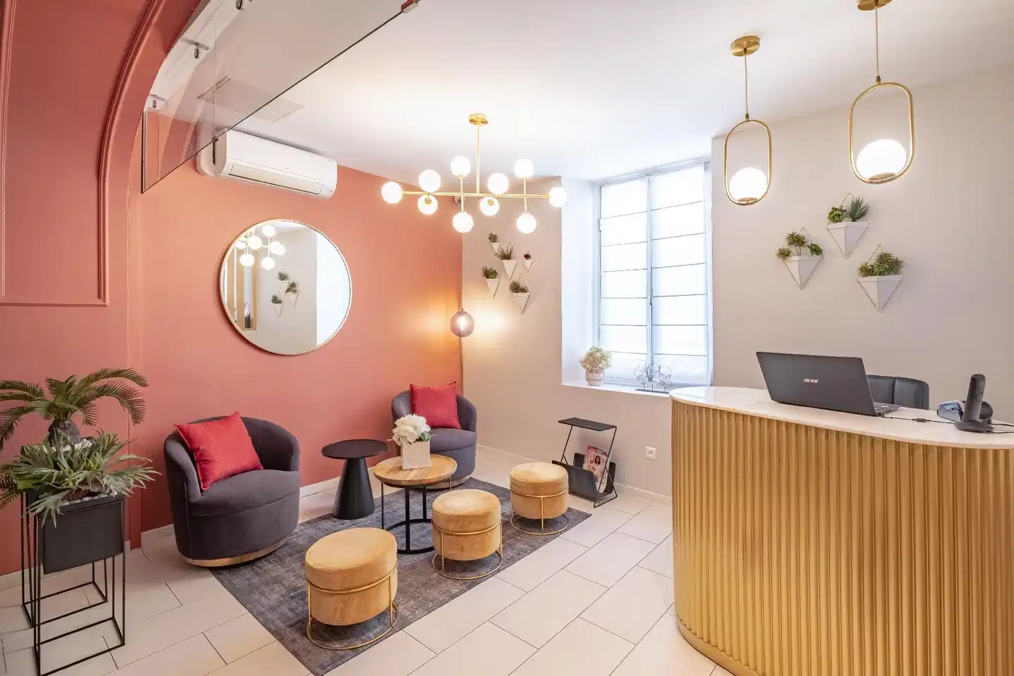 Hôtel Le Seize Lobby