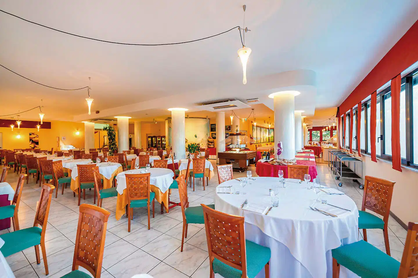 American Restaurant