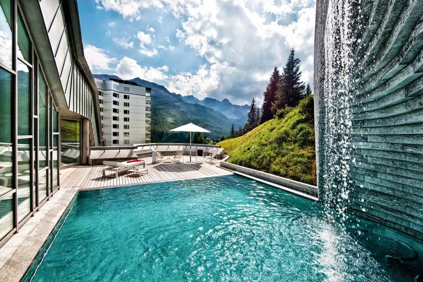 Tschuggen Grand Hotel Pool