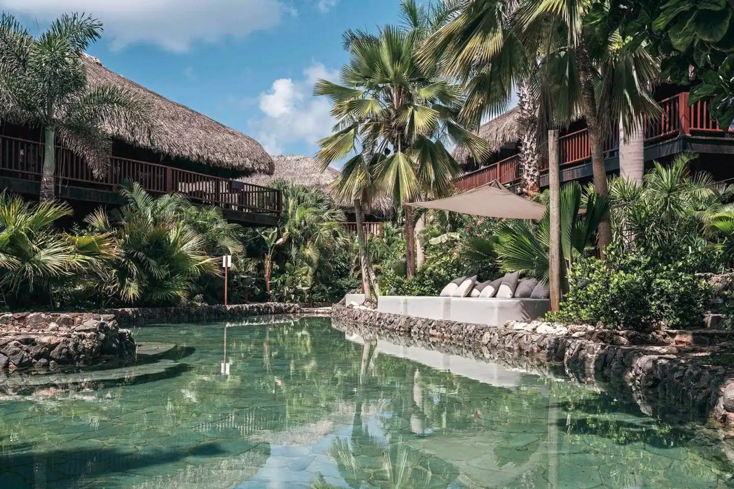Kontiki Beach Resort Pool