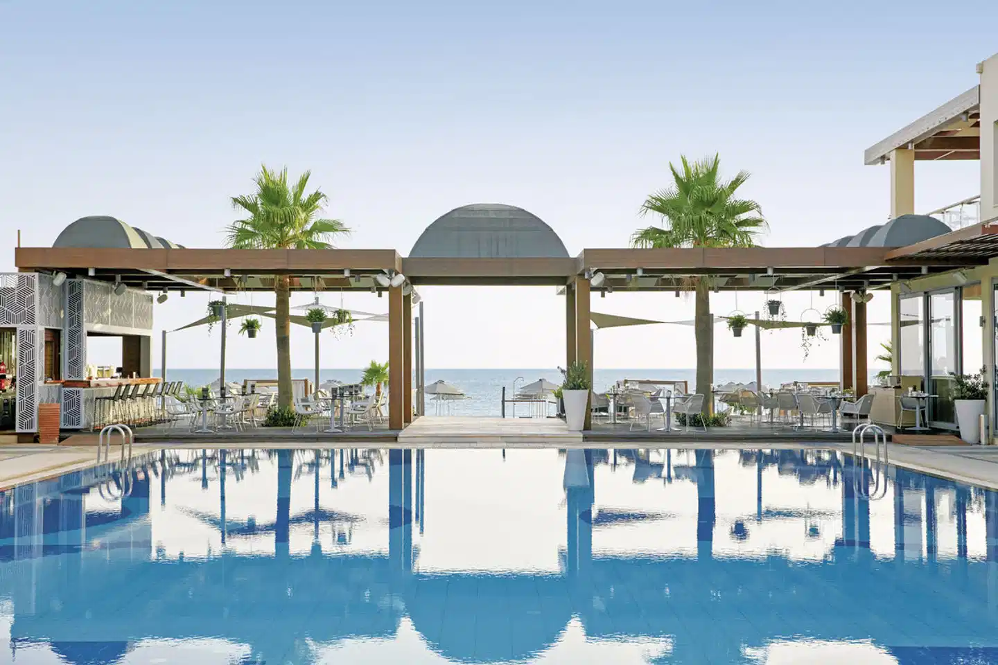 Minoa Palace Resort Pool