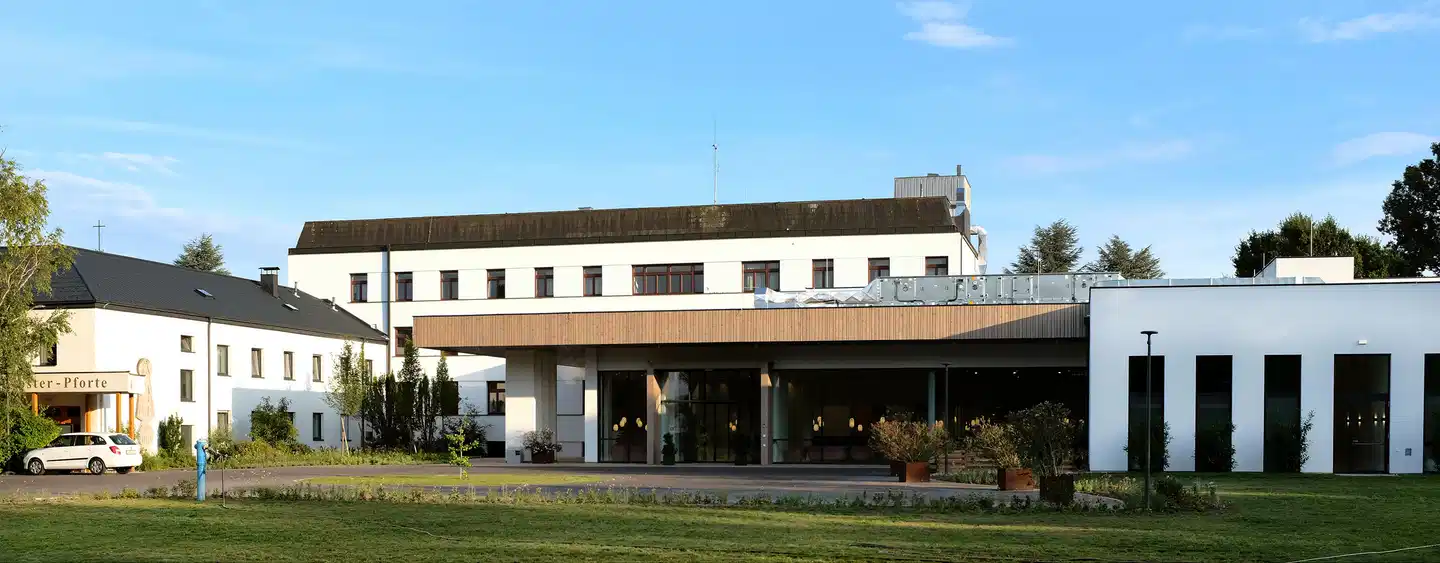 Kurhaus Marienkron Aussenansicht