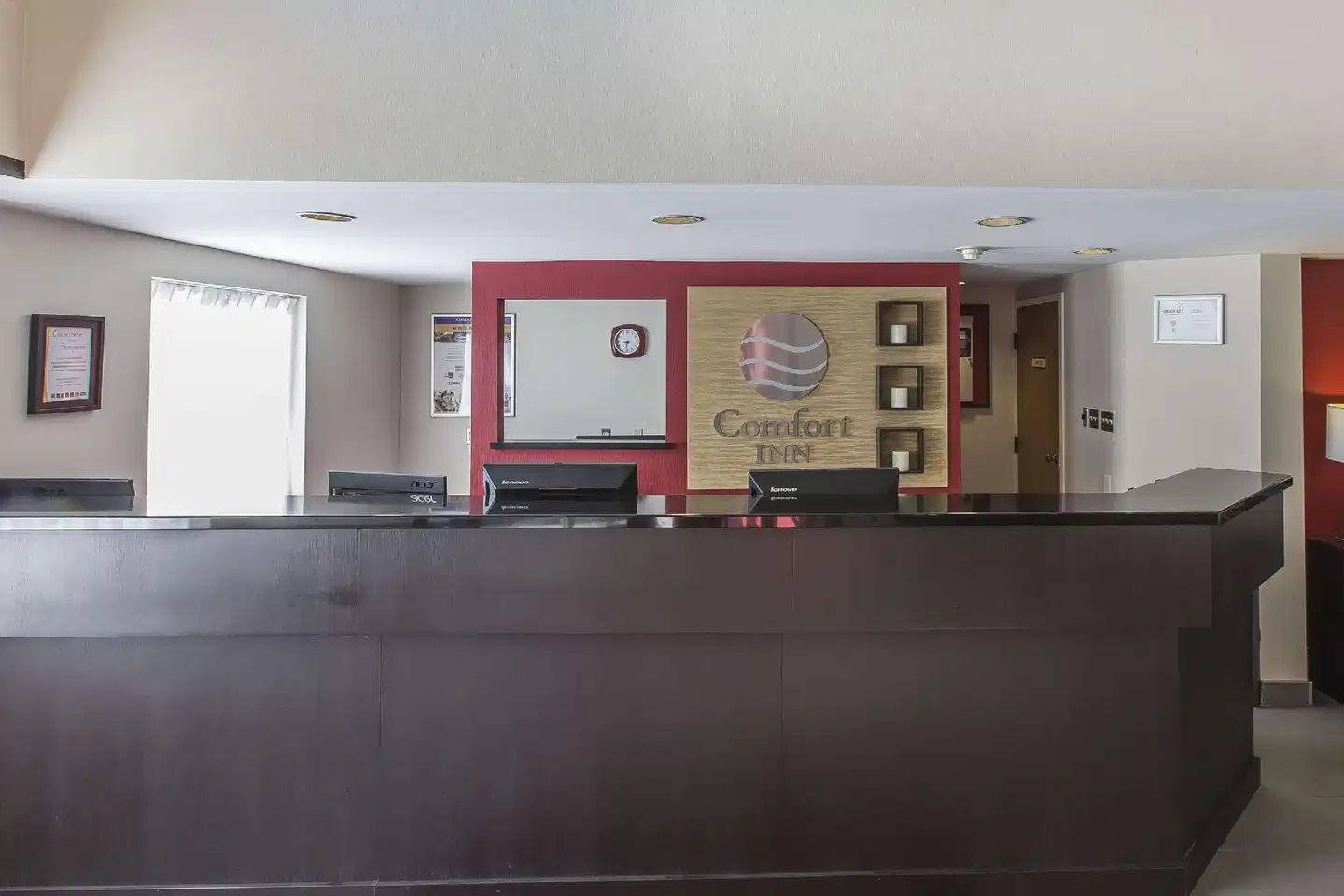 Comfort Inn Lobby