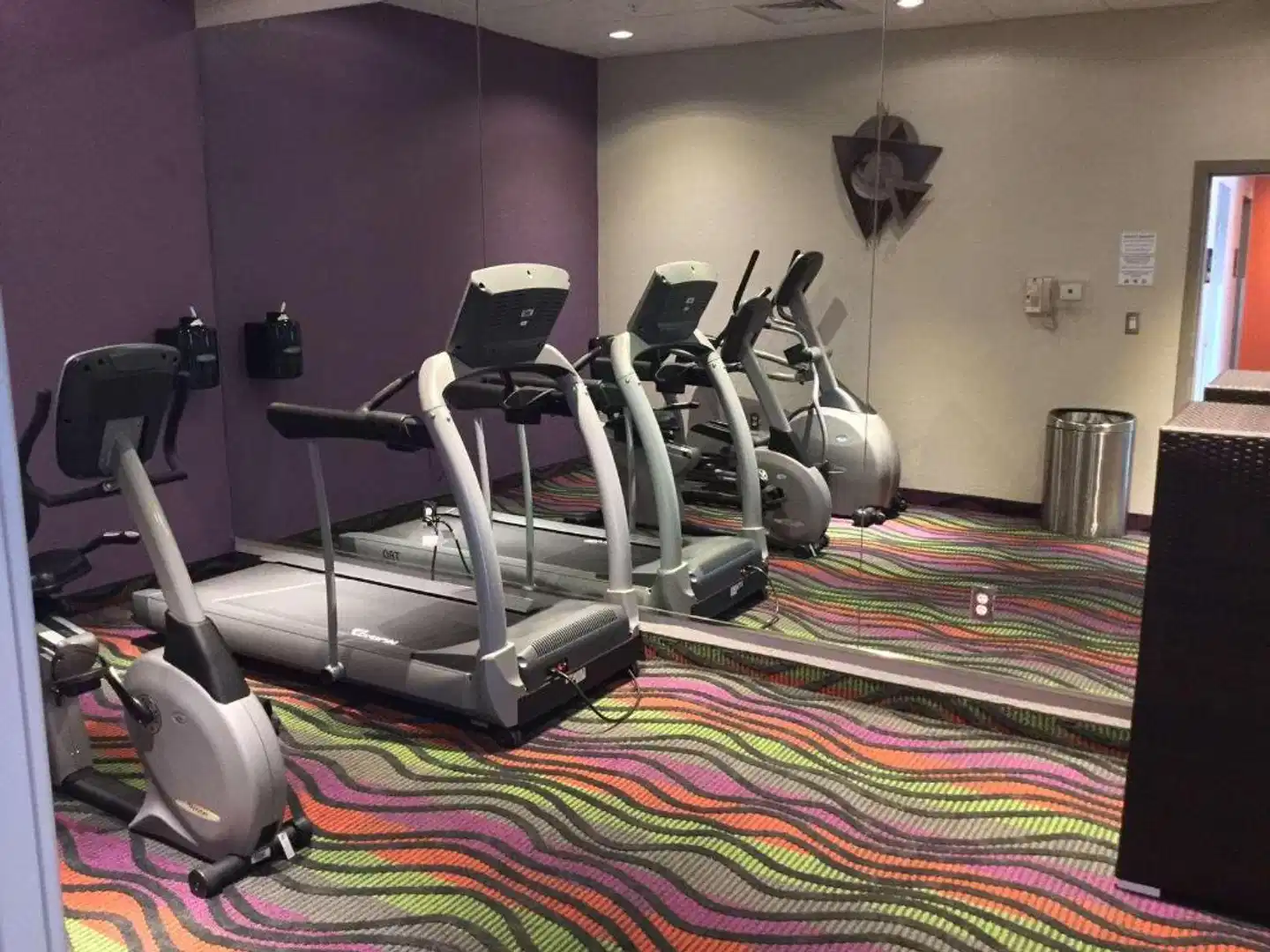 Days Inn & Suites by Wyndham Bonita Springs North Naples Sport und Entertainment