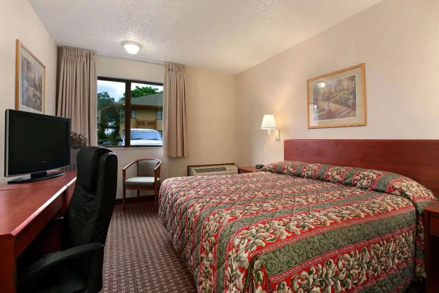 Howard Johnson by Wyndham Portland Airport Wohnbeispiel
