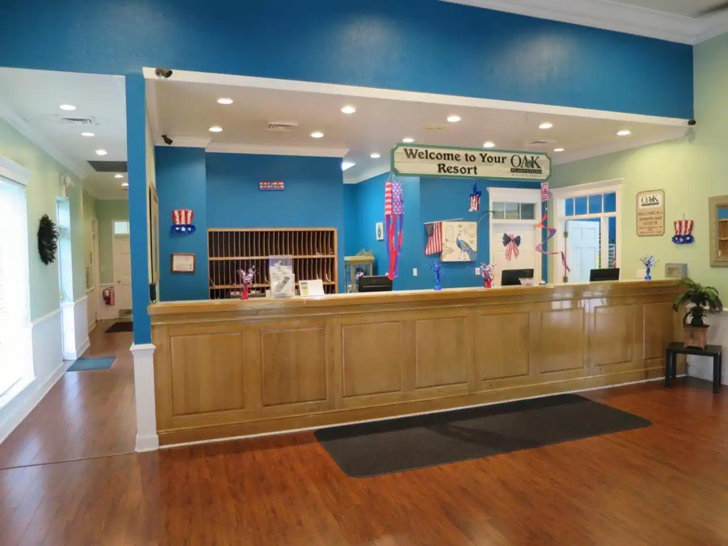Oak Plantation Resort Lobby