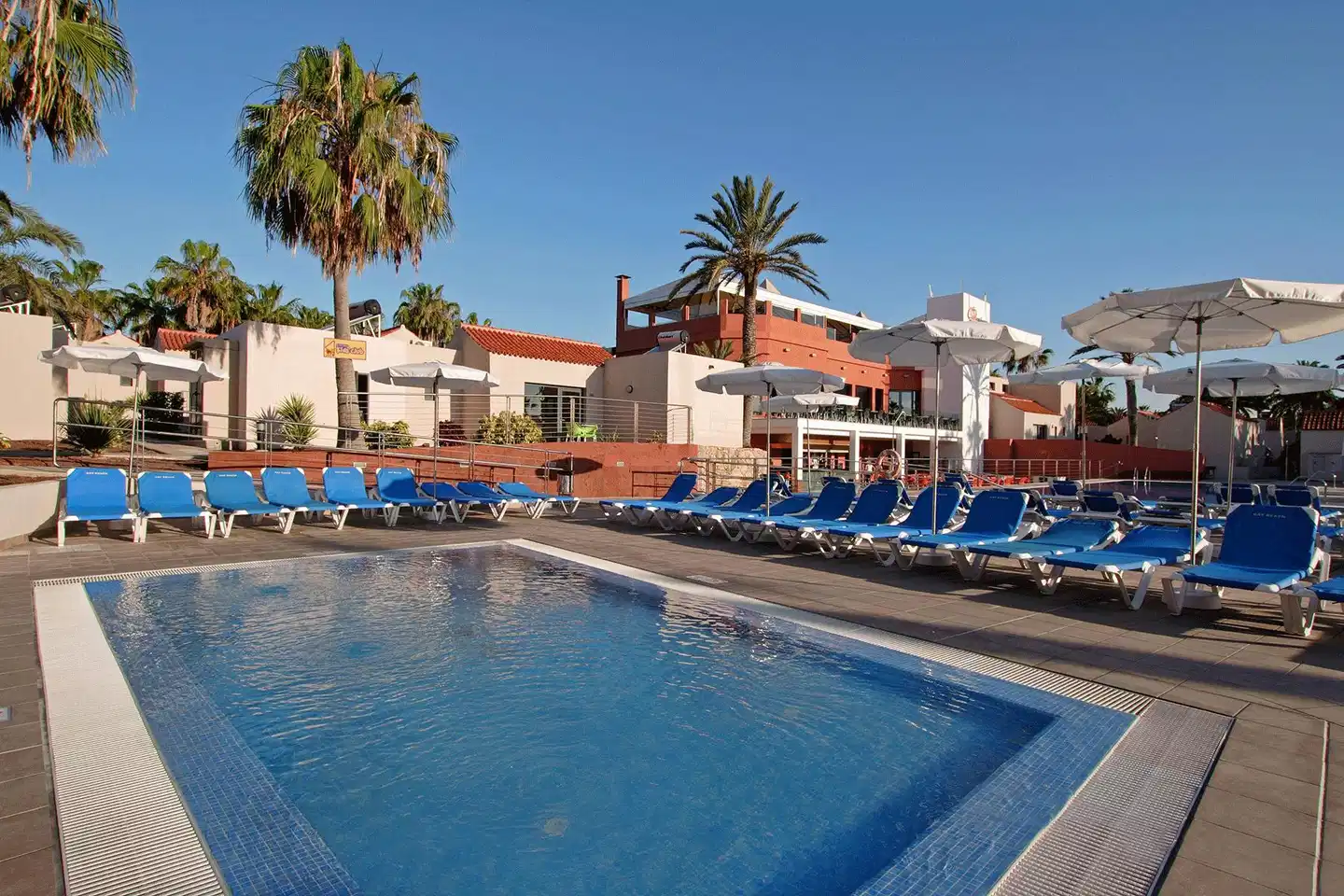 Cay Beach Caleta Pool