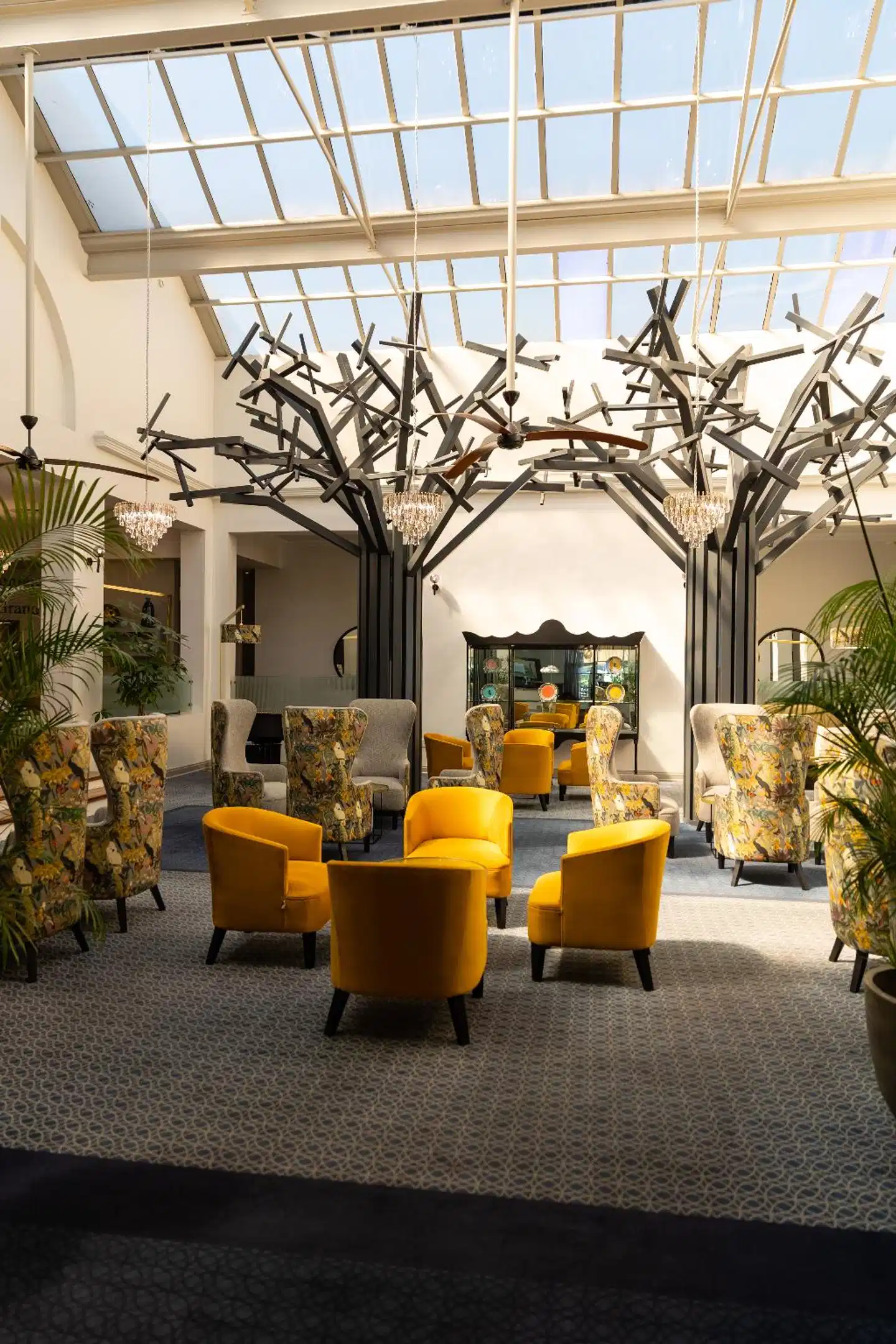 NH The Lord Charles Lobby