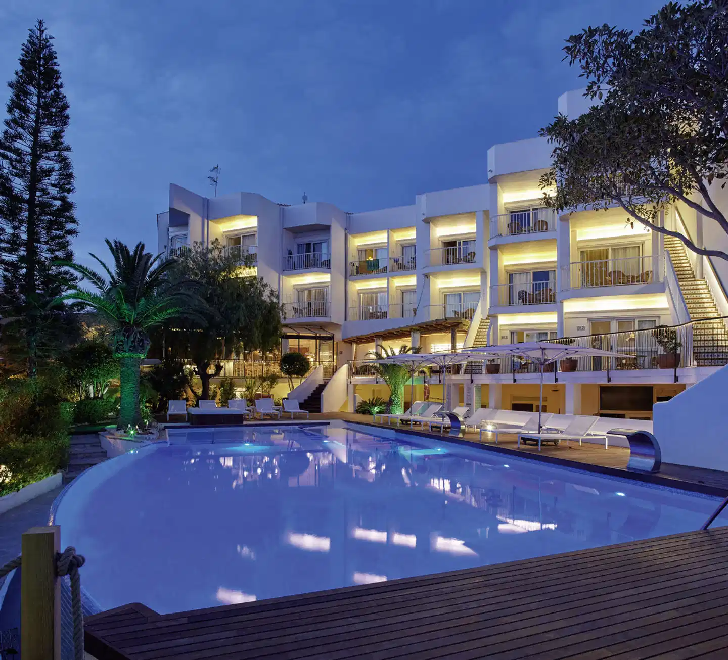 Castaví Pool
