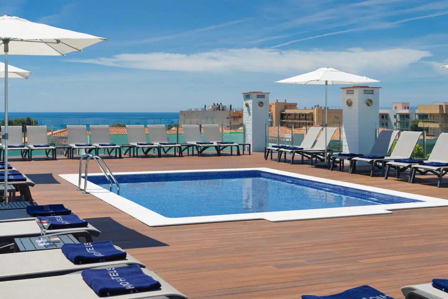 H10 Delfin Pool