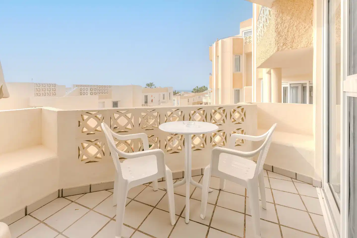 R2 Maryvent Beach Terrasse