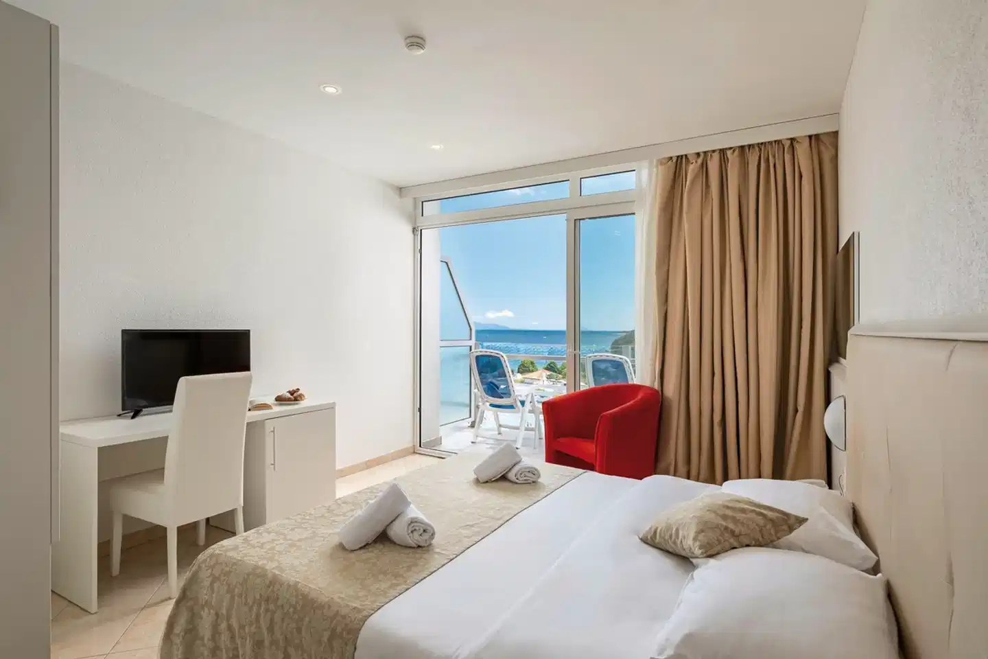Hedera ACCOMMODATION