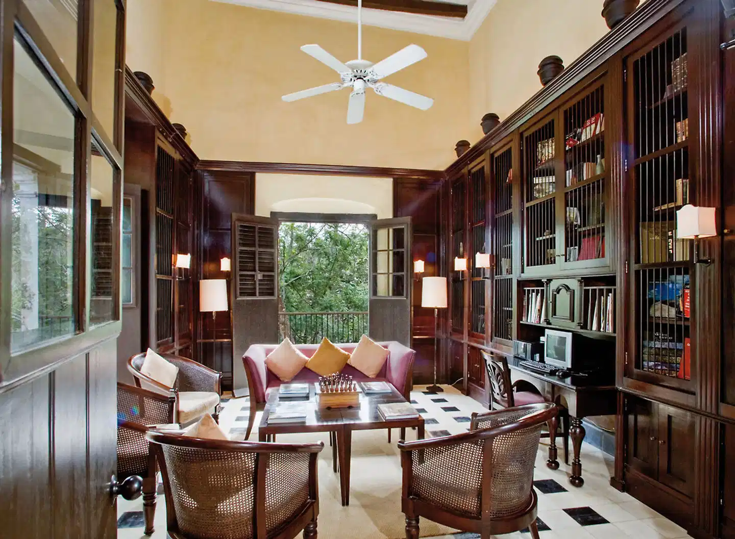 Hacienda Uayamon Lobby