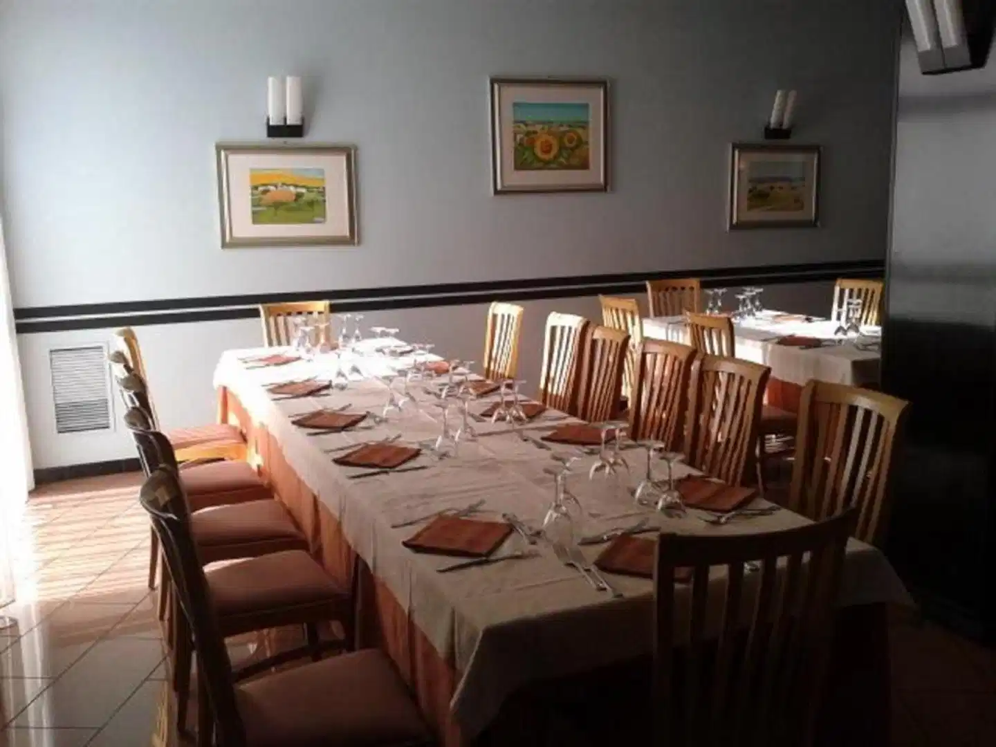 Astoria Restaurant