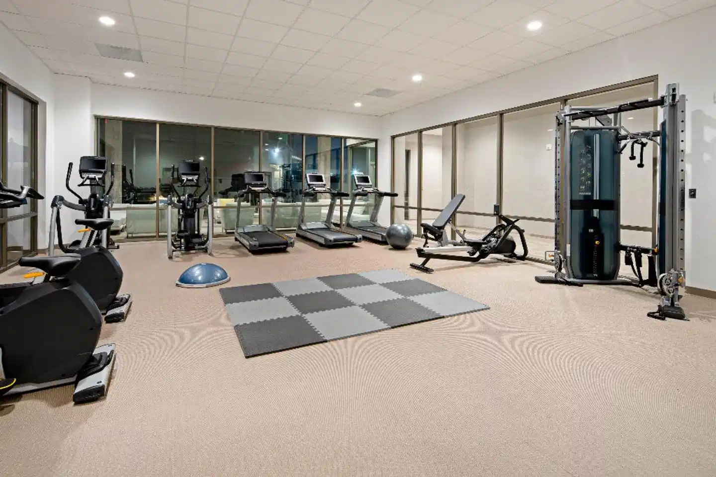 Holiday Inn Long Beach Airport Sport und Entertainment