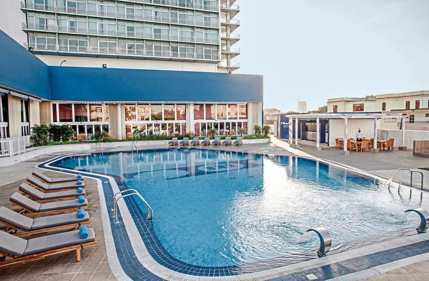 Tryp Habana Libre Pool