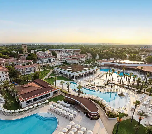 Paloma Grida Pool
