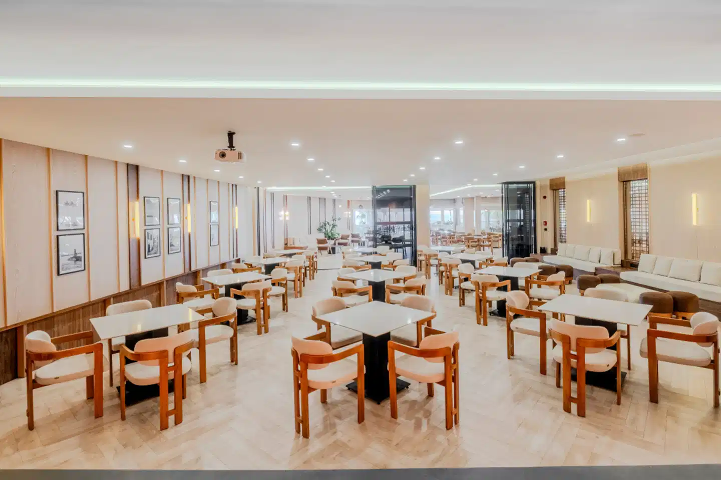Iz Flower Side Beach Restaurant