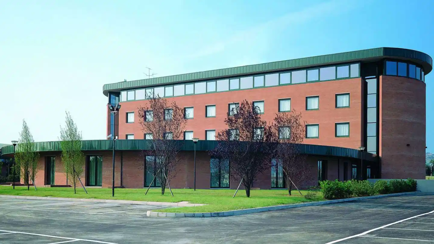Phi Hotel Emilia Aussenansicht