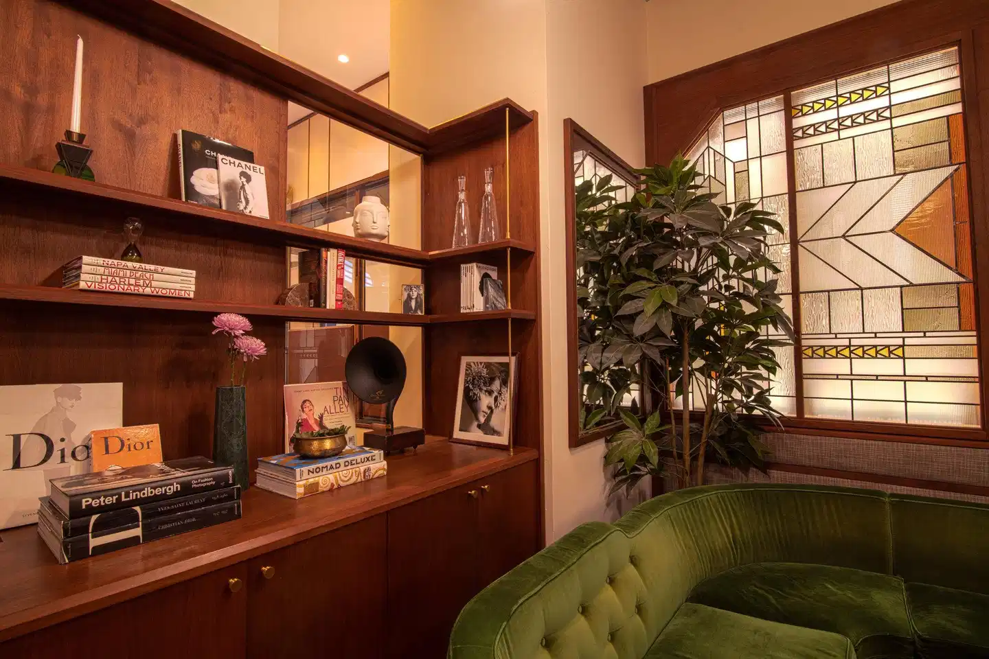 The Evelyn (Formerly Gershwin Hotel) Lobby