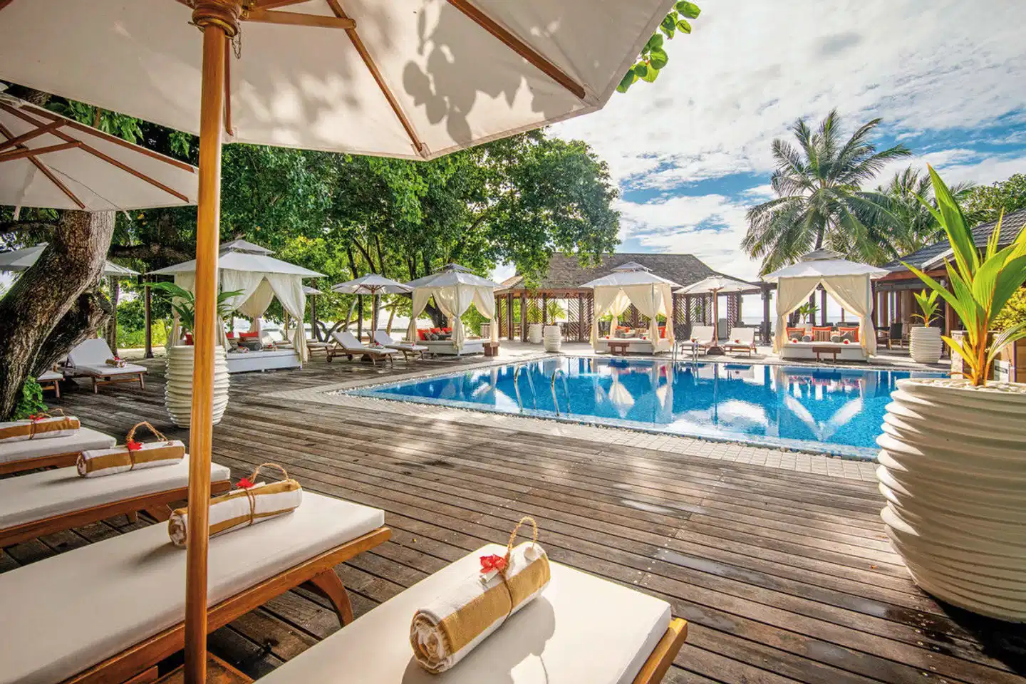 Lily Beach Resort & Spa Pool