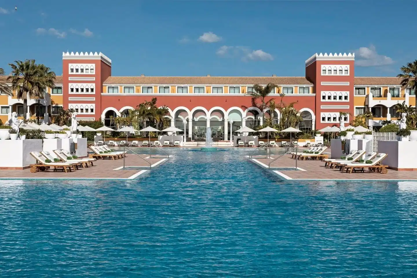 Palacio de Sancti Petri Gran Meliá Aussenansicht