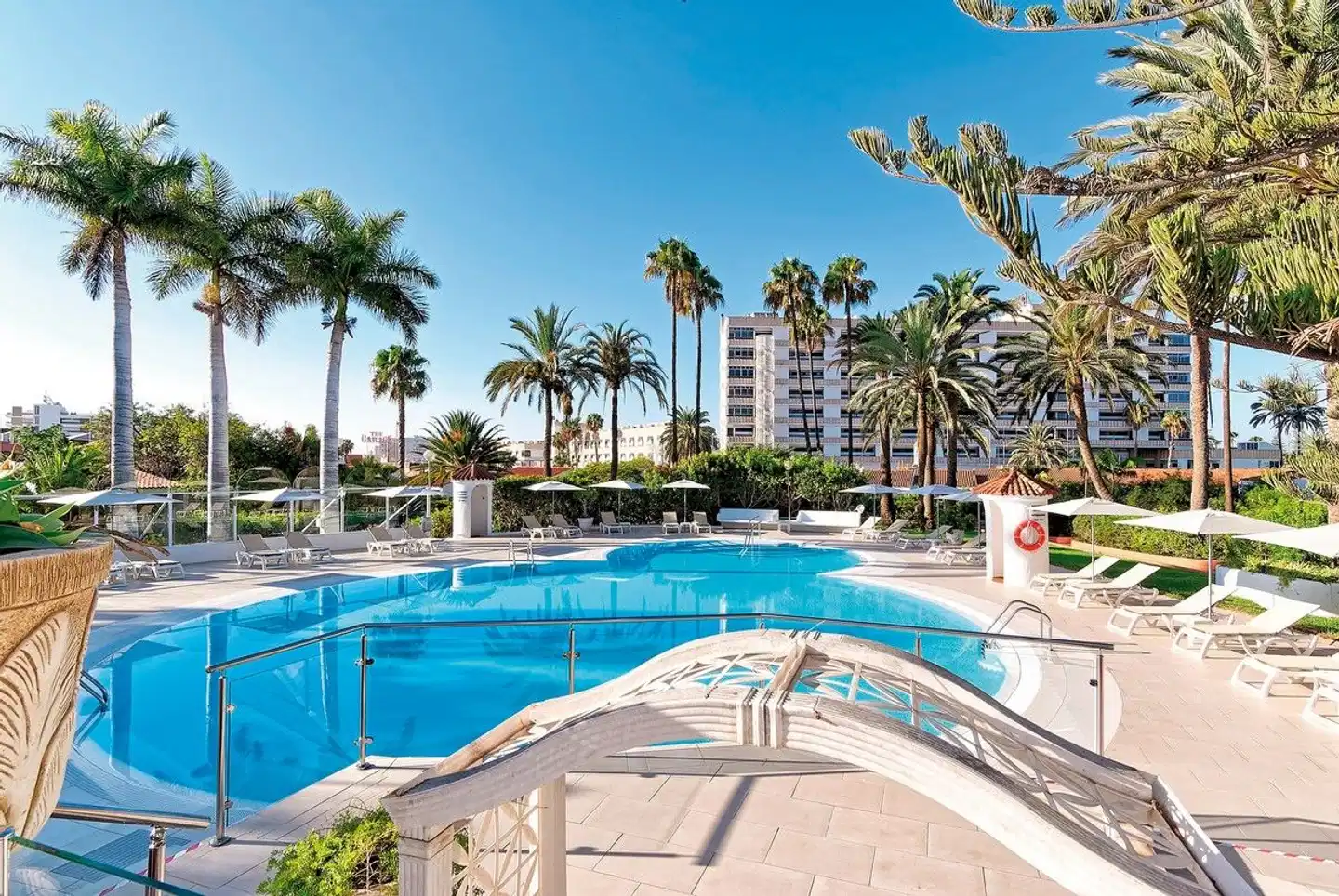 Parque del Paraiso I Pool