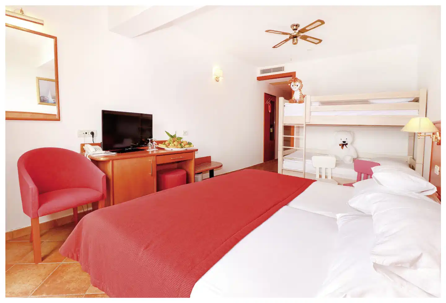 Hotel Zora ACCOMMODATION