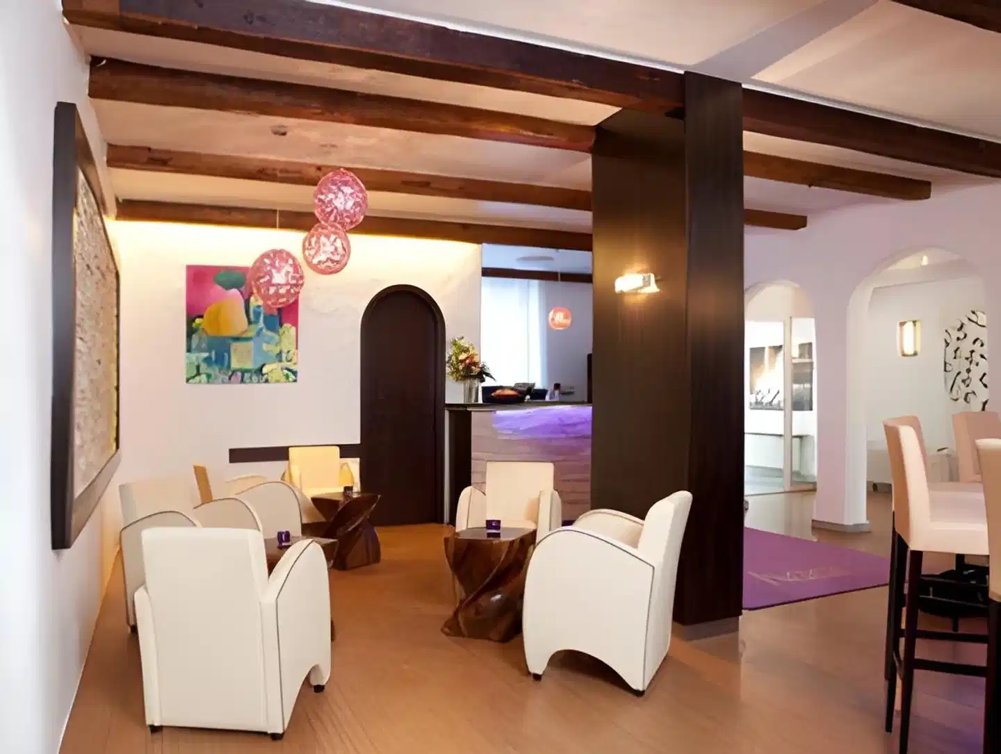 Arthotel Lobby