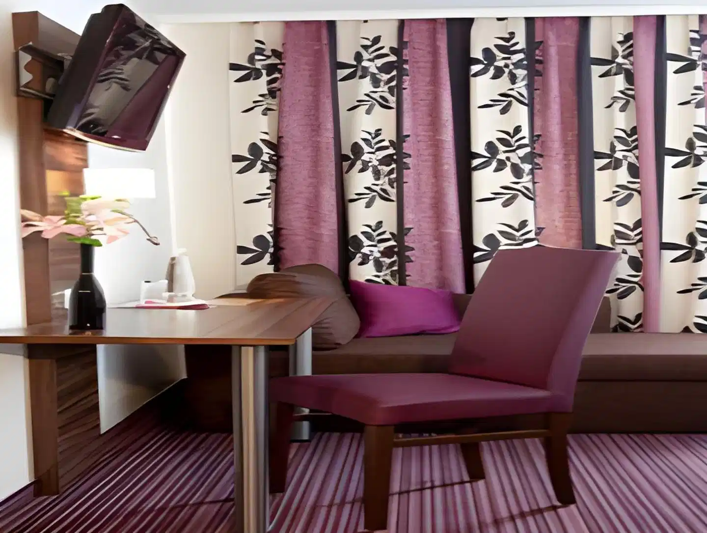Arthotel Bar
