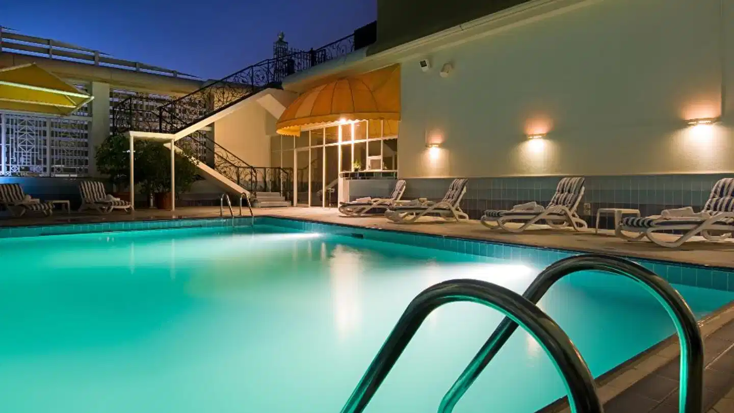 Copthorne Downtown Abu Dhabi Pool