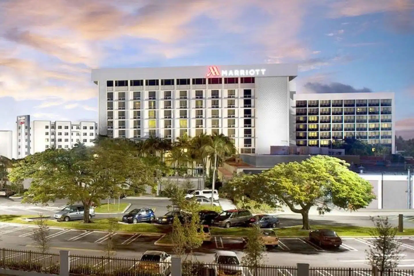 Courtyard by Marriott Miami Airport Aussenansicht